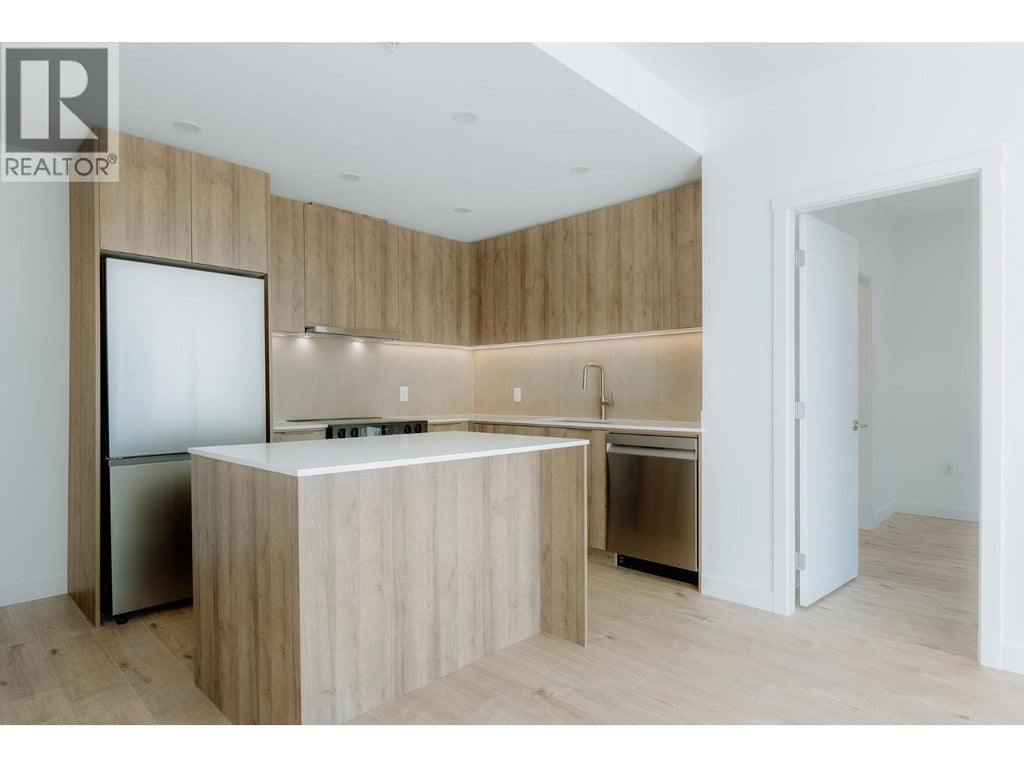 305 3594 Malsum Drive, North Vancouver