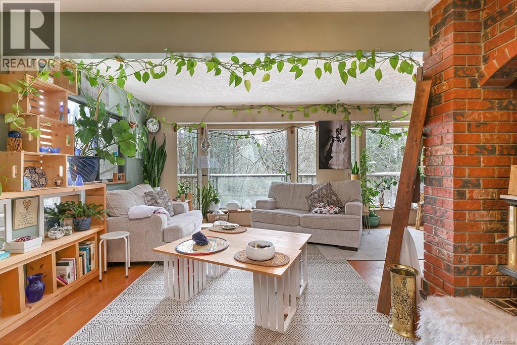 4026 Macaulay Road, Black Creek