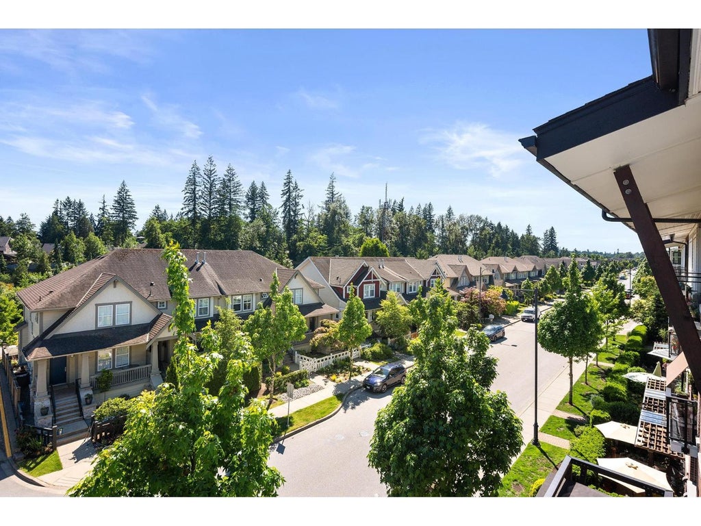 409 23215 Billy Brown Road, Langley