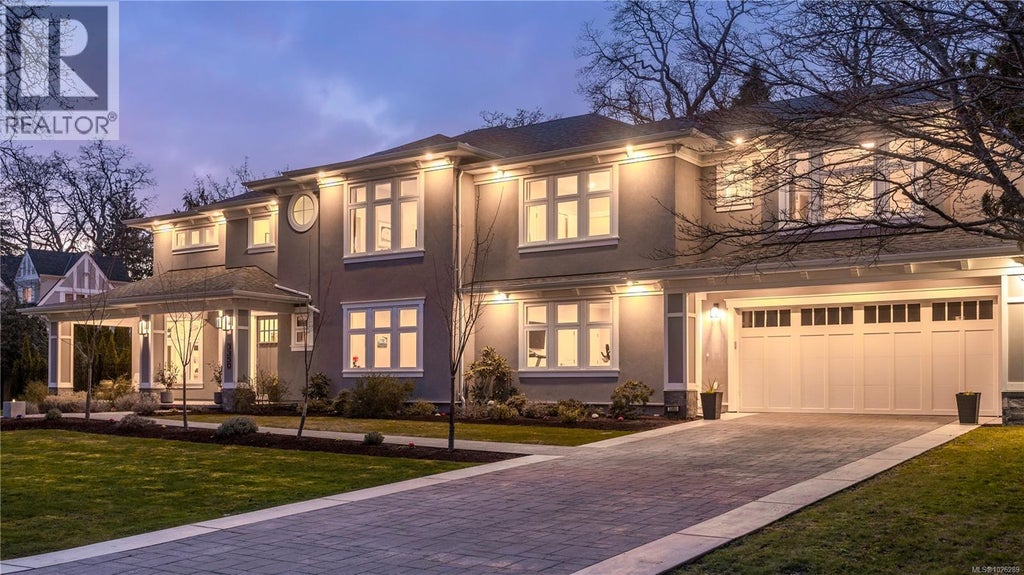 3350 Weald Road, Oak Bay