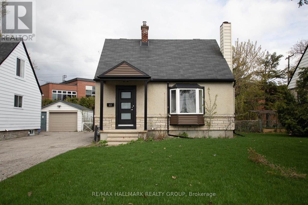 929 Merivale Road, Ottawa