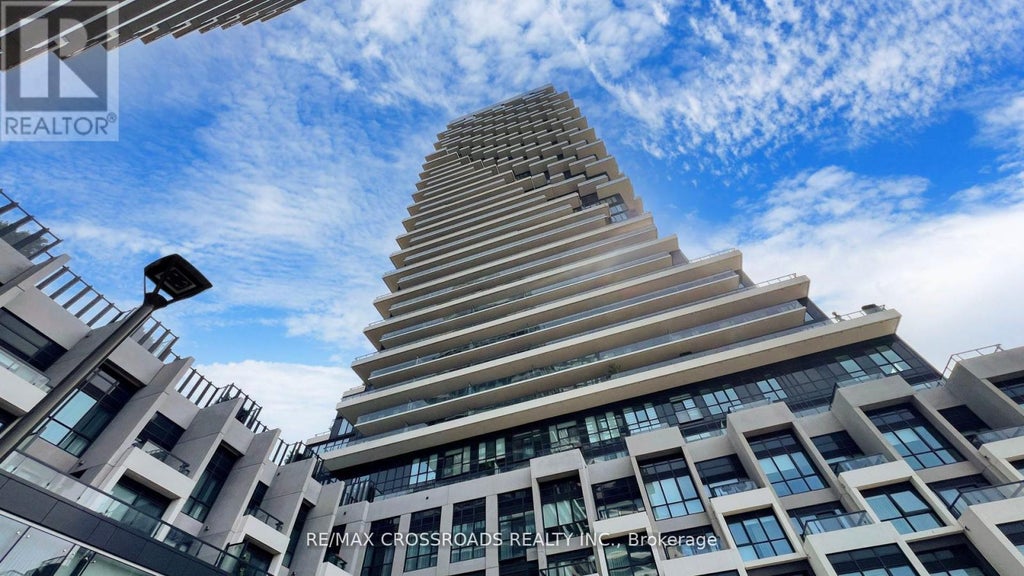 4210 - 30 Inn On The Park Drive, Toronto (banbury-Don Mills)