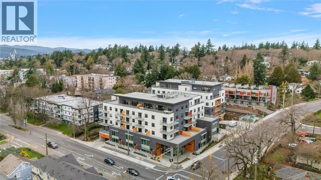 307 610 Lampson Street, Esquimalt