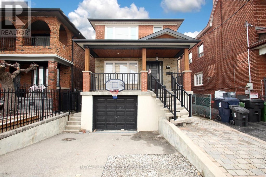 67 Scott Road, Toronto (keelesdale-Eglinton West)