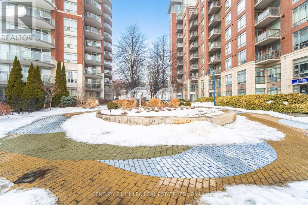 318 - 550 Queens Quay, Toronto (waterfront Communities)