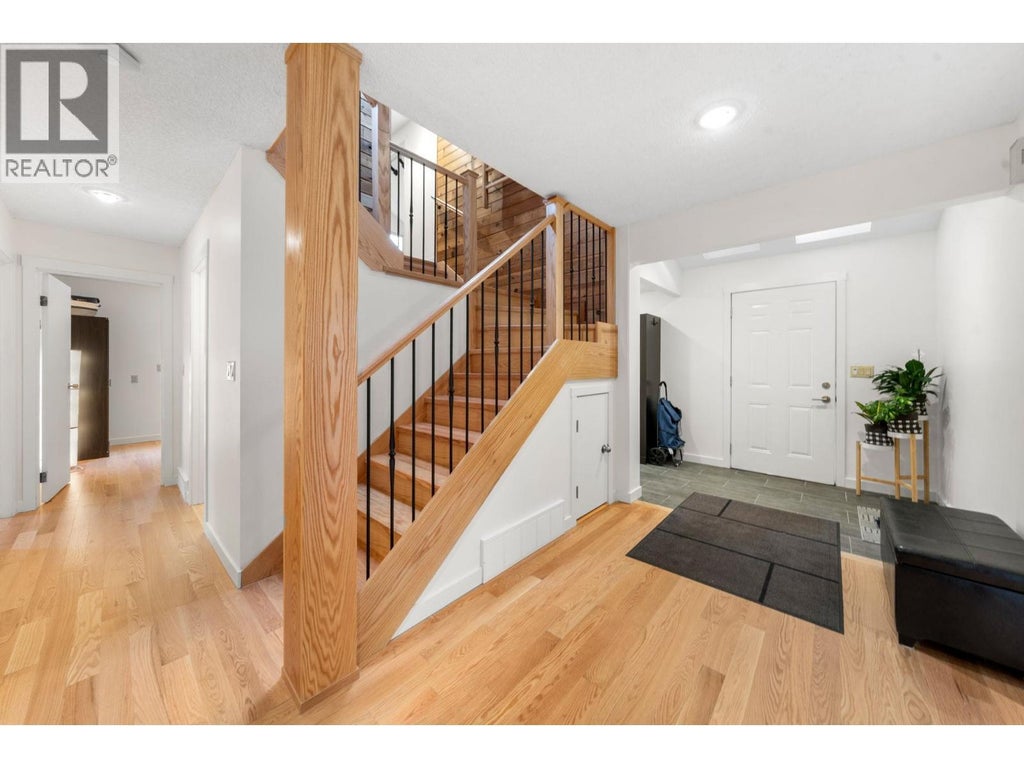 667 Fairway Drive, North Vancouver