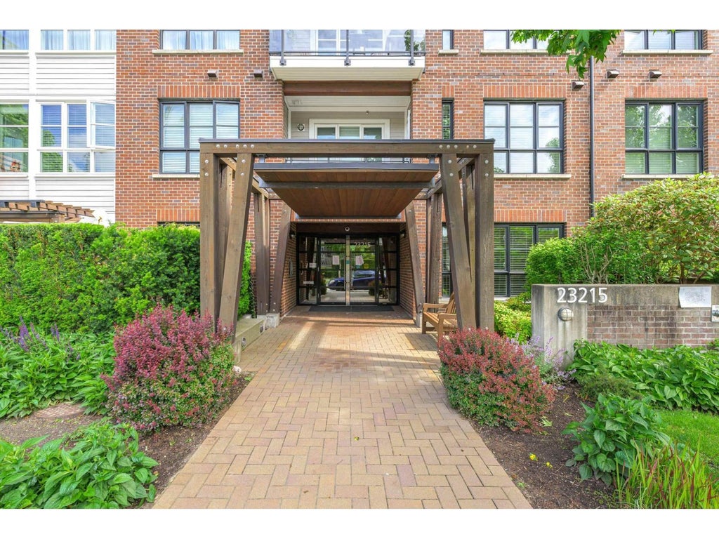 309 23215 Billy Brown Road, Langley