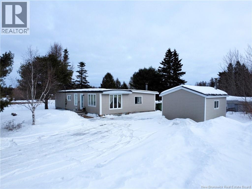 125 Route 134, Petit-rocher