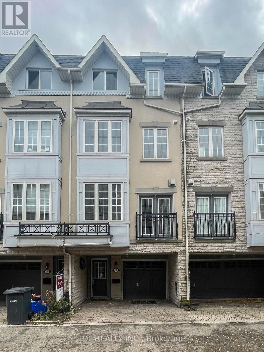 3 Garvin Mews, Toronto (willowdale East)