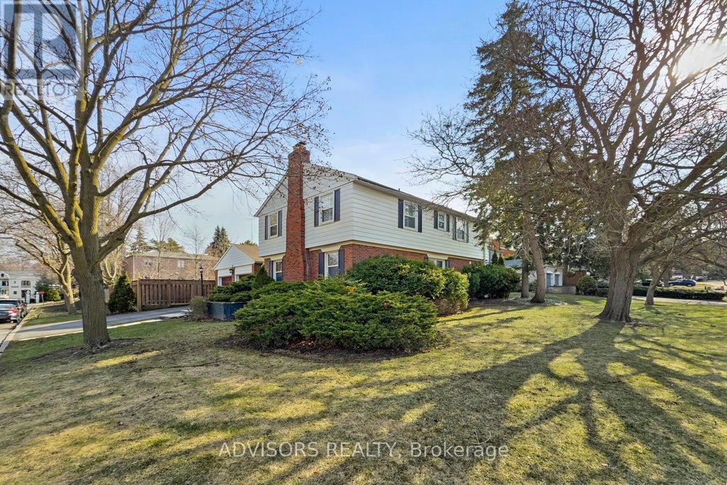 15 Alcaine Court, Markham (thornhill)
