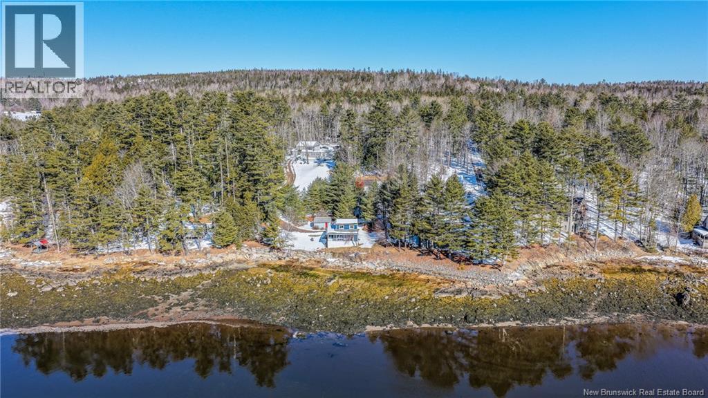 12 Bayview Drive, Dufferin