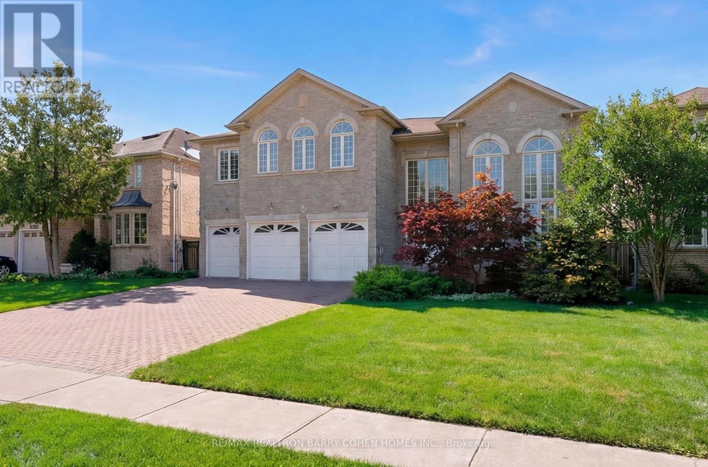 19 Risebrough Avenue, Toronto (willowdale East)