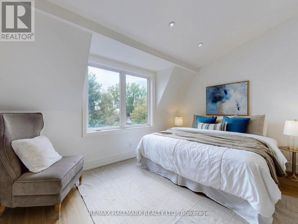 5 Wadsworth Boulevard, Toronto (weston)