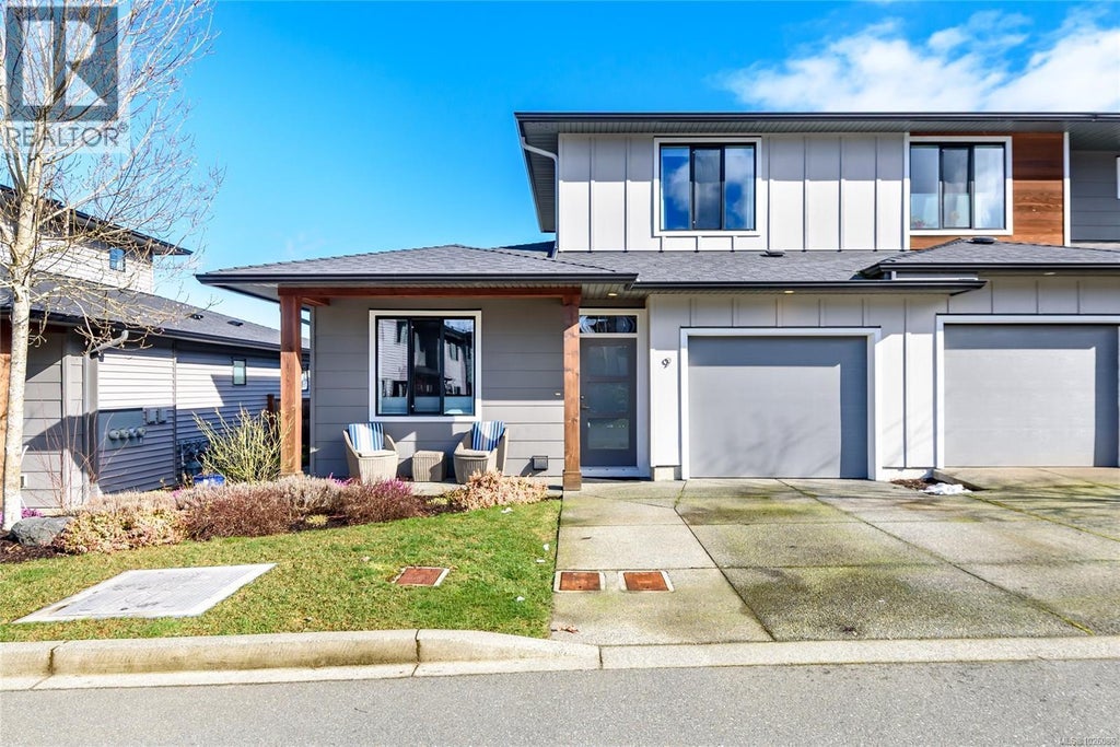 9 2607 Kendal Avenue, Cumberland