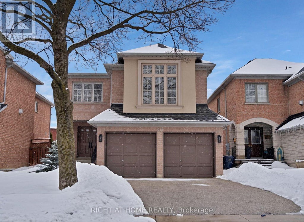 215 Queenslea Avenue, Toronto (humberlea-Pelmo Park)