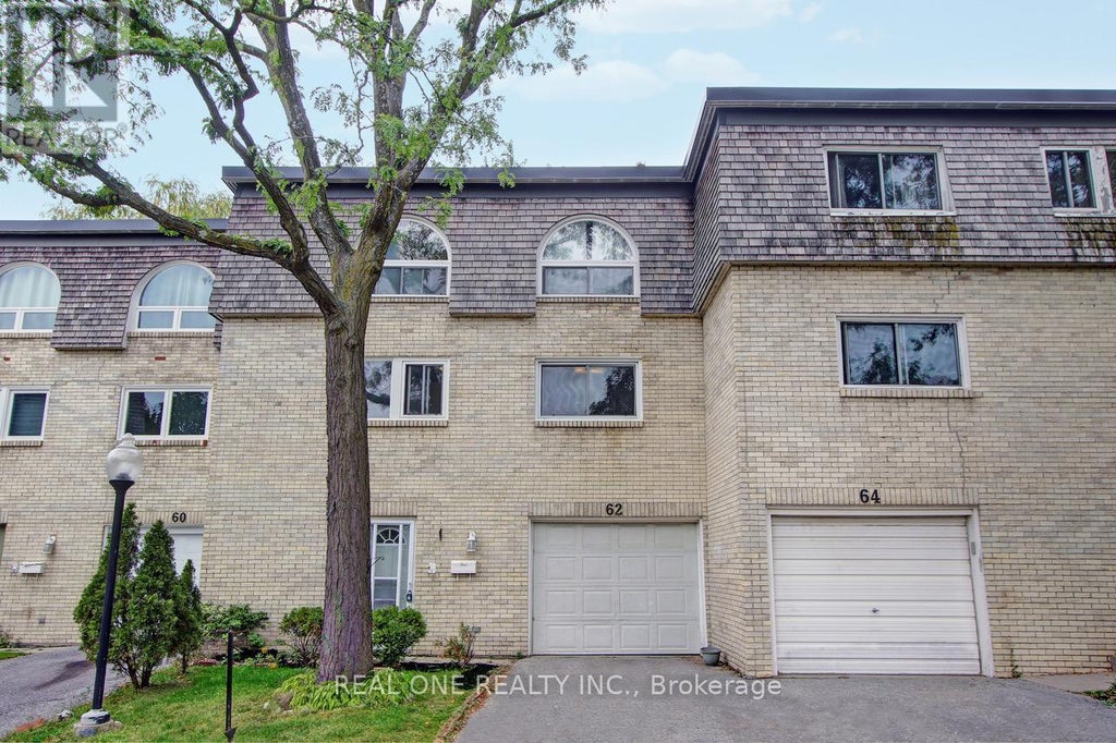 62 Courville Coach Way, Toronto (pleasant View)