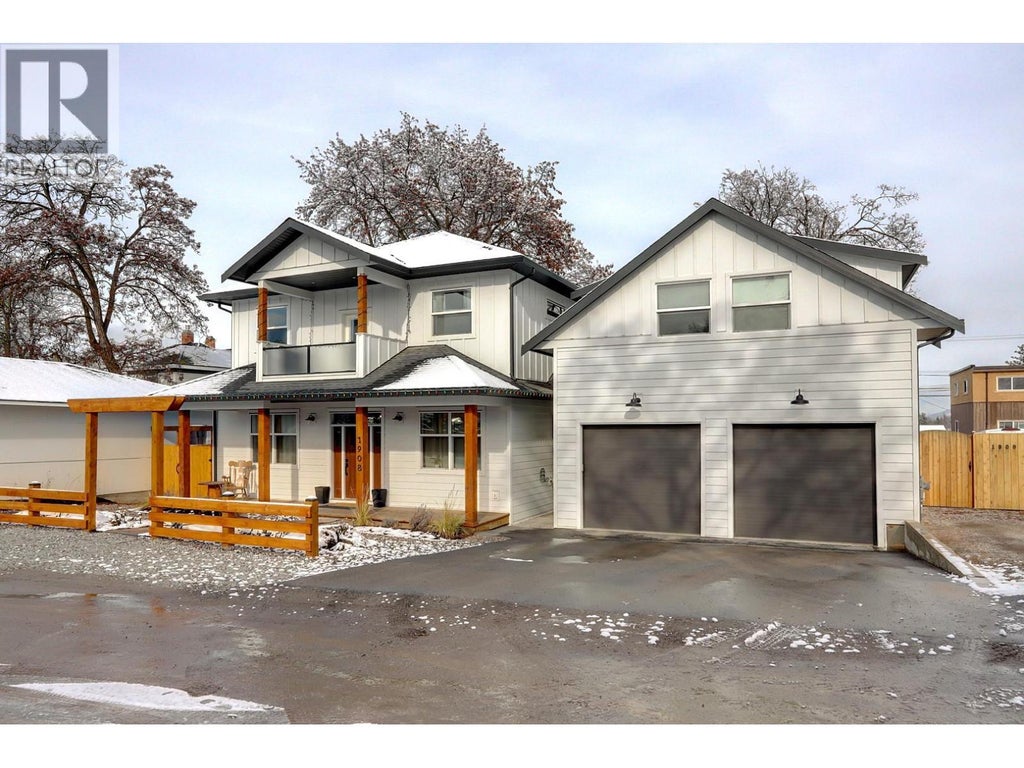 1908 39 Avenue, Vernon