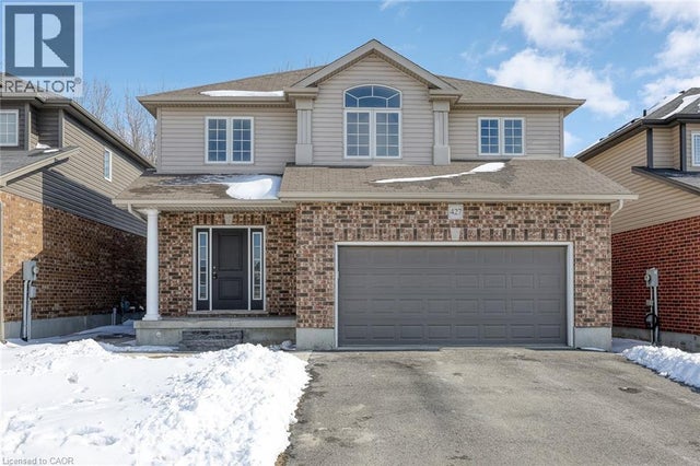 427 Champlain Avenue, Woodstock