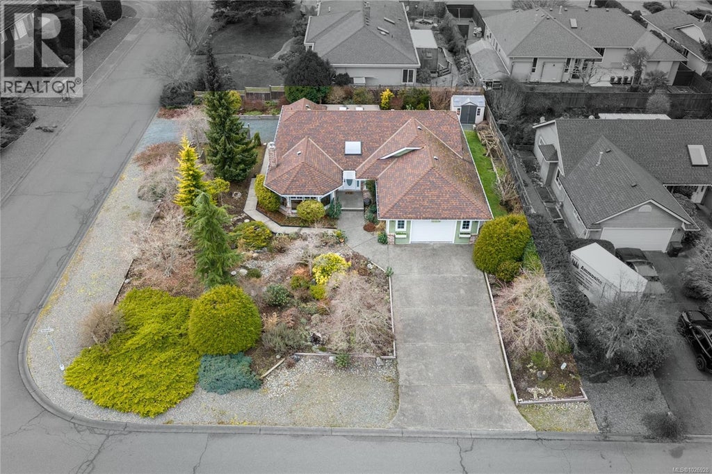 559 Hollywood Road, Qualicum Beach