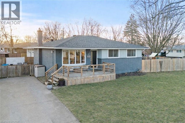 2 Highcourt Crescent, St. Catharines