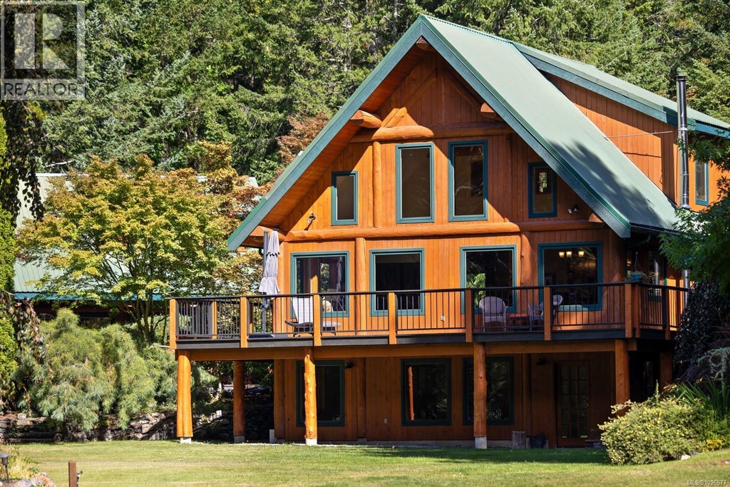 900 Spider Lake Road, Qualicum Beach
