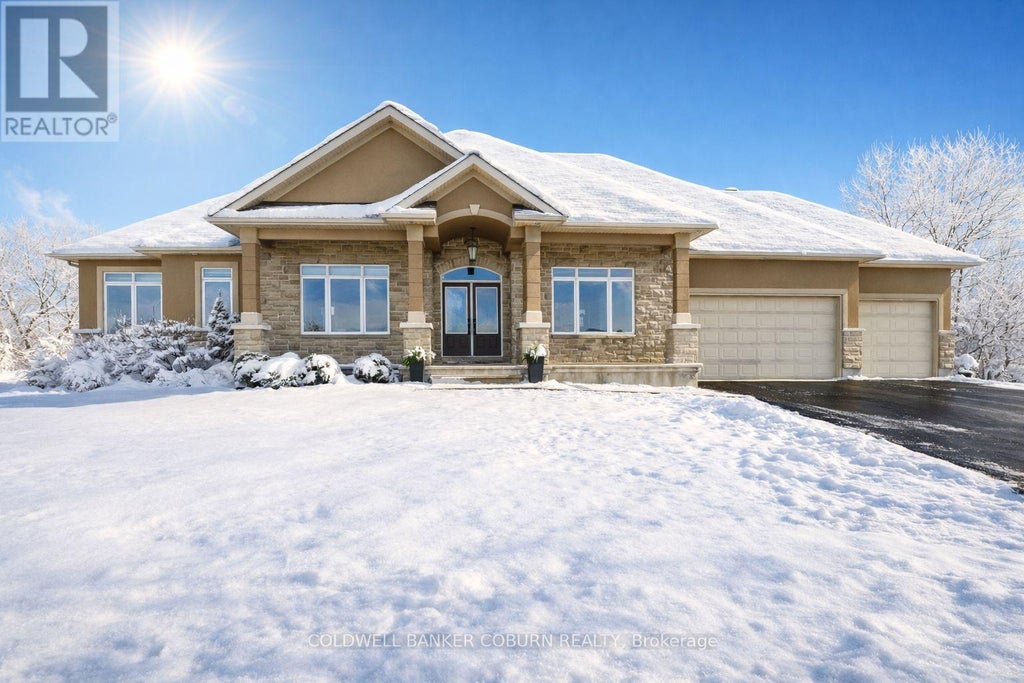 270 West Lake Circle, Ottawa