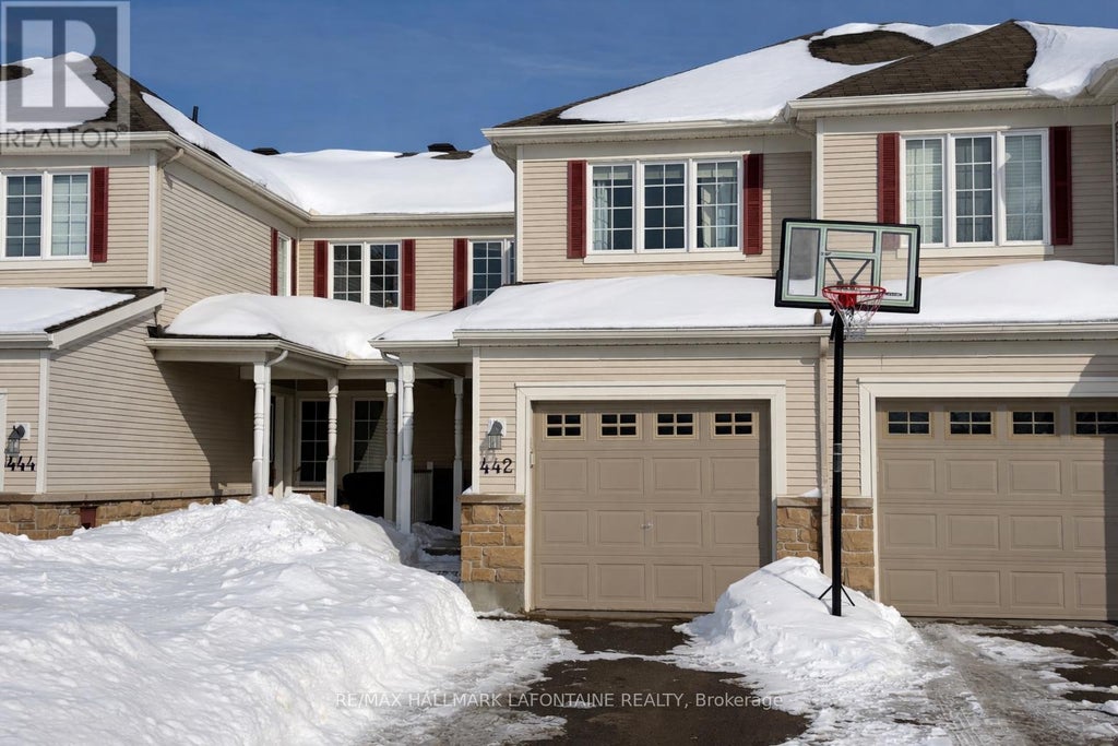 442 Wisteria Crescent, Ottawa