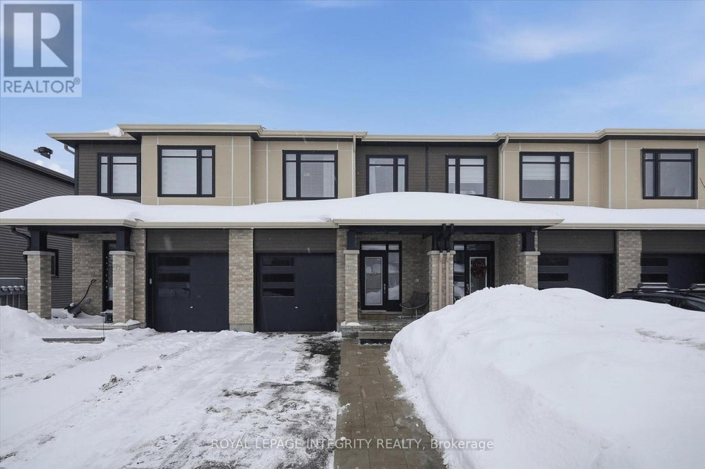 20 Mandevilla Crescent, Ottawa