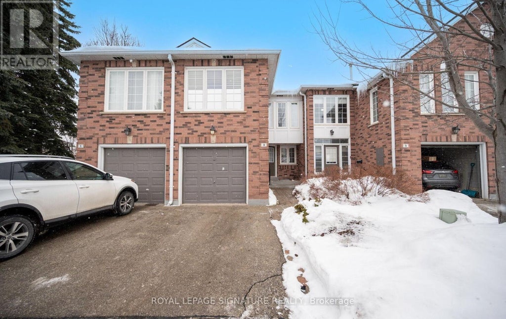 3 Lancewood Crescent, Brampton (queen Street Corridor)