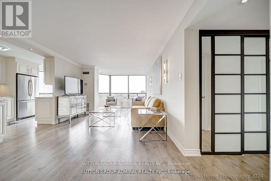 1005 - 7440 Bathurst Street, Vaughan (brownridge)