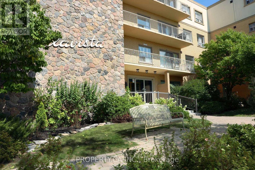 303 - 60 Gulliver Road, Toronto (brookhaven-Amesbury)