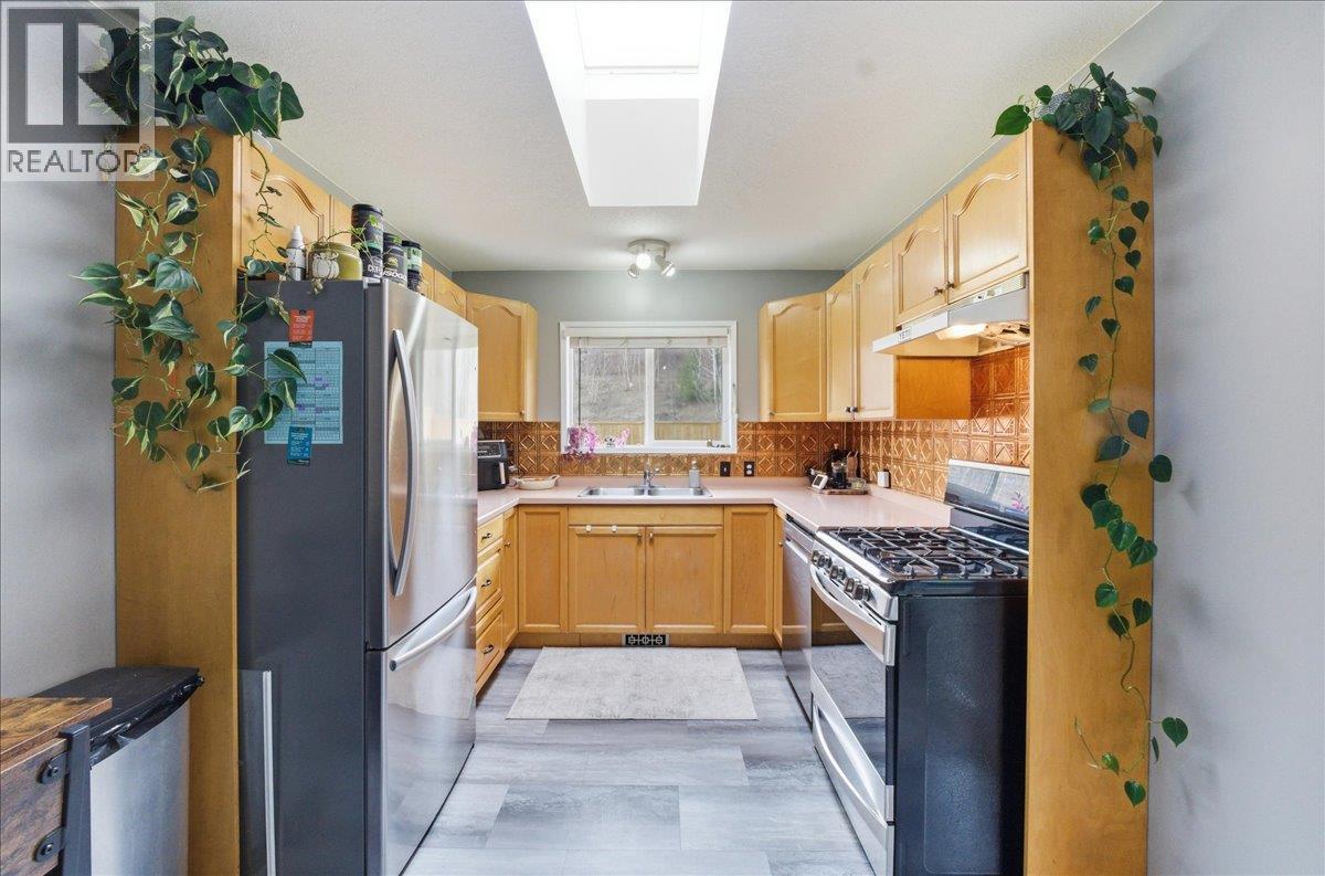 258 2nd Avenue. Trail, British Columbia