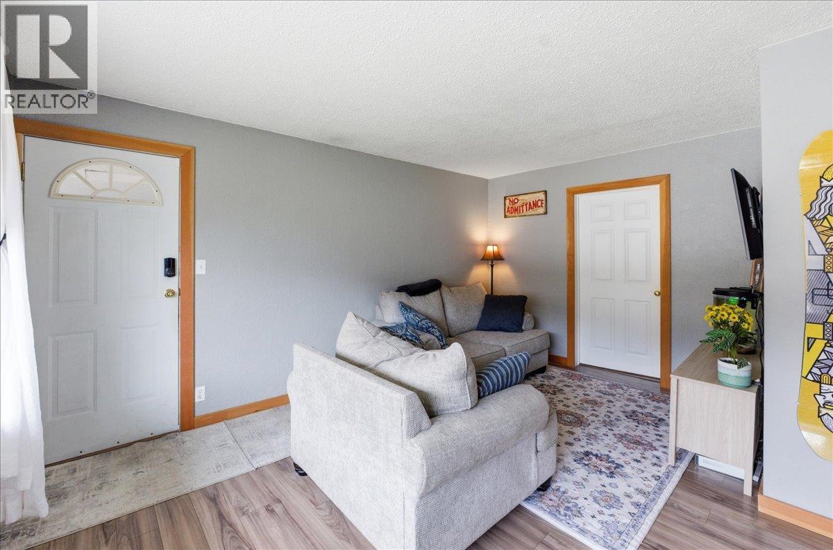 258 2nd Avenue. Trail, British Columbia