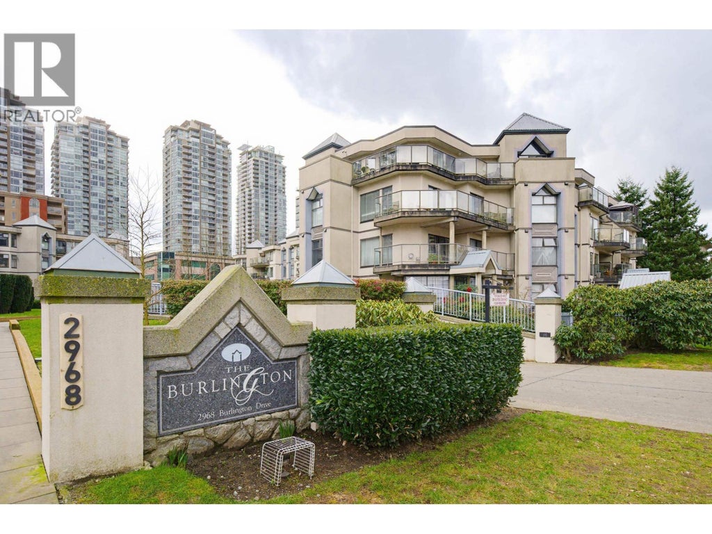 411 2968 Burlington Drive, Coquitlam