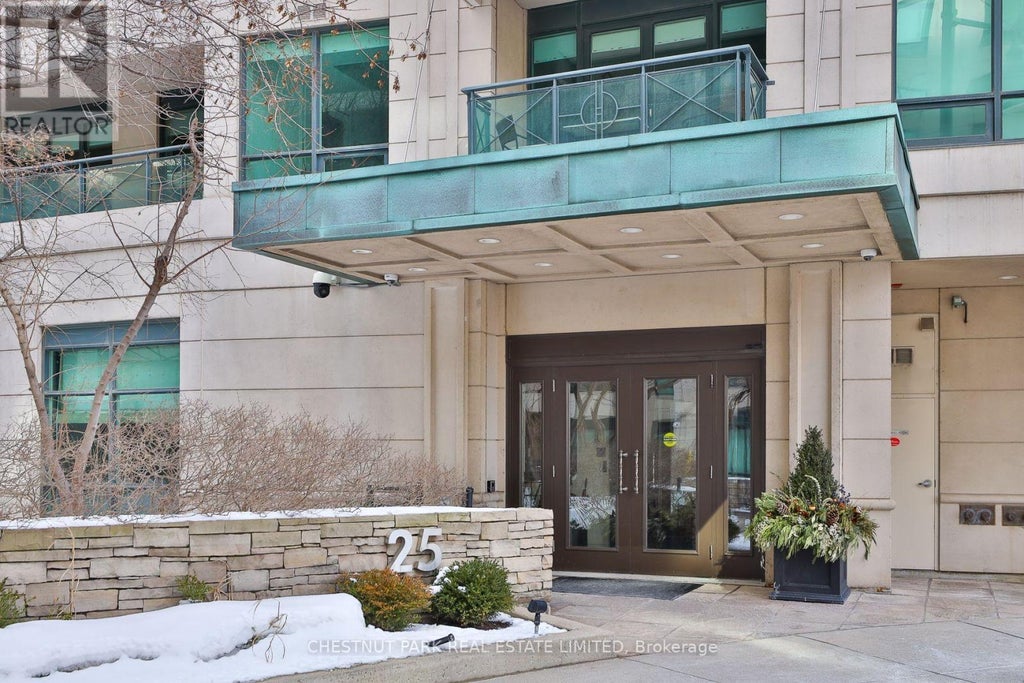 909 - 25 Scrivener Square, Toronto (rosedale-Moore Park)