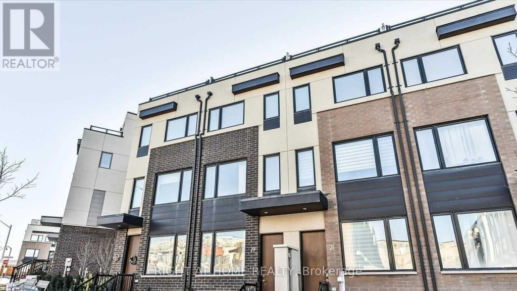 19 Thomas Mulholland Drive, Toronto (downsview-Roding-Cfb)