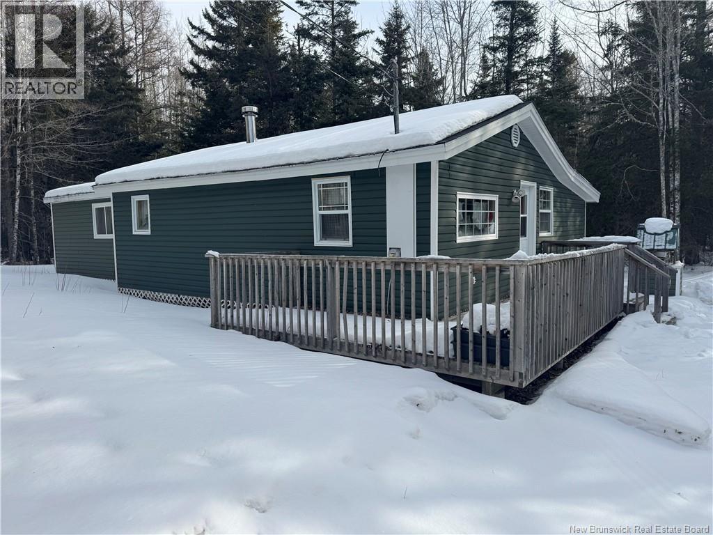 55 Nickerson Point Road, Big Cove