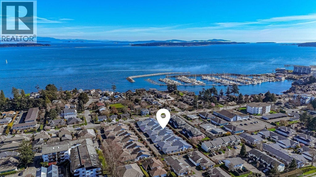 5 10084 Third Street, Sidney