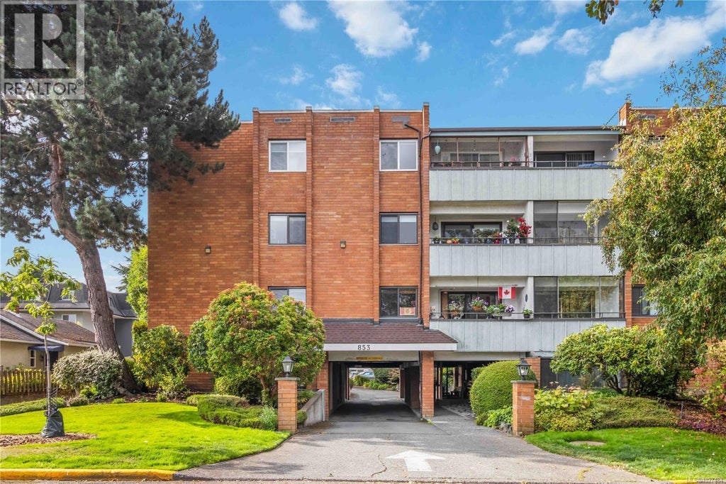 303 853 Selkirk Avenue, Esquimalt