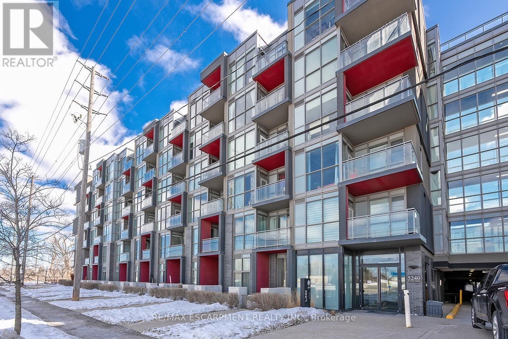 517 - 5240 Dundas Street, Burlington (orchard)