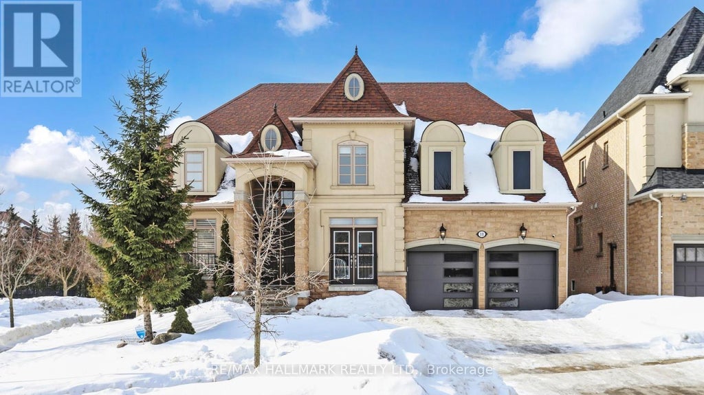 11 Pagean Drive, Richmond Hill (oak Ridges Lake Wilcox)