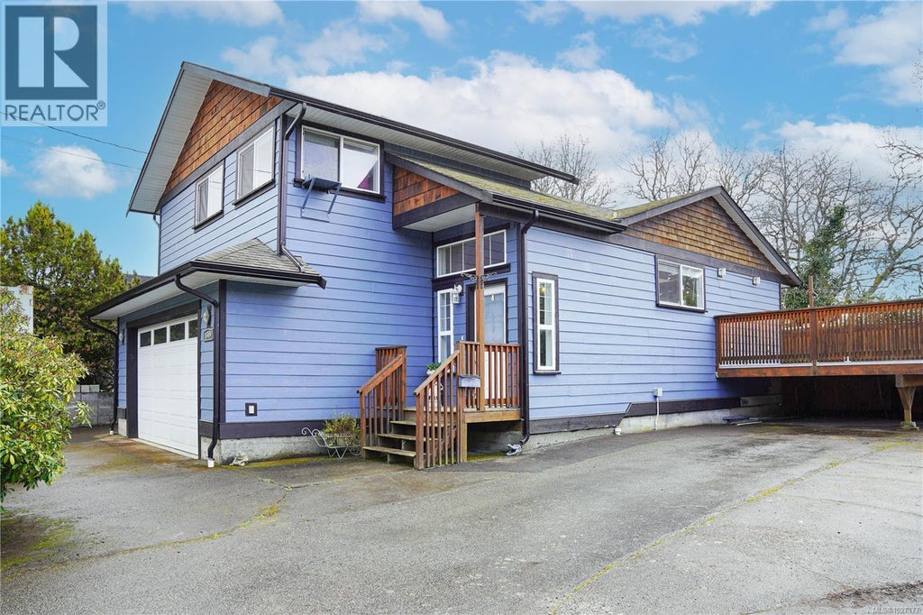 1009 Linda Lane, Langford