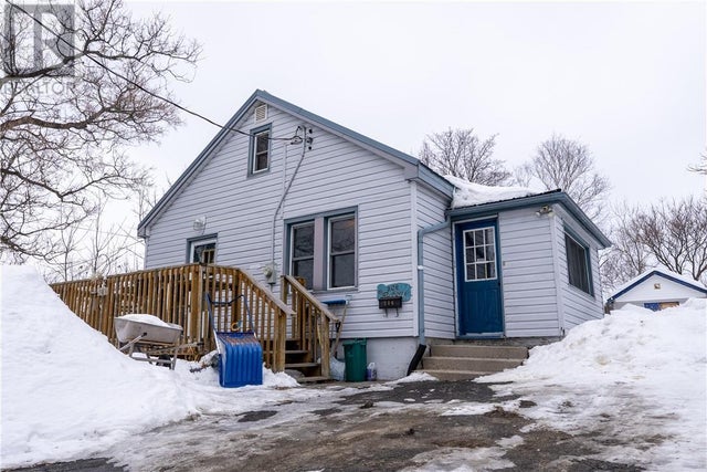 206 Ferndale Avenue, Sudbury