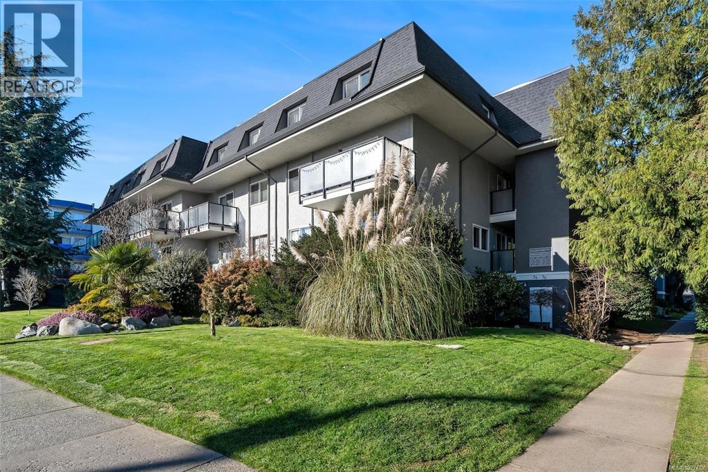 4 840 Craigflower Road, Esquimalt