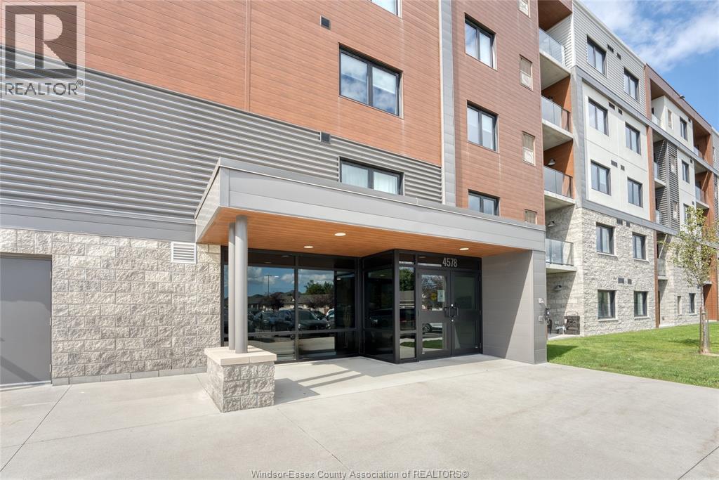 4578 Huron Church Line Road Unit# 107, Lasalle