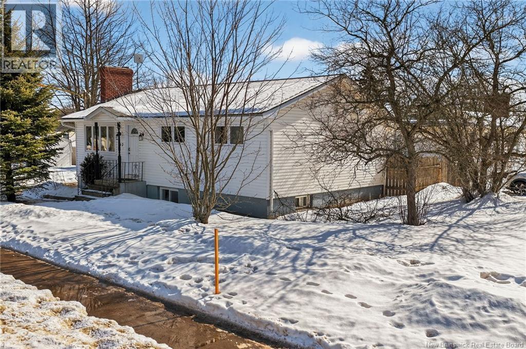 142 Crandall, Moncton