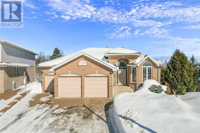 128 Gardenvale Court, Sudbury