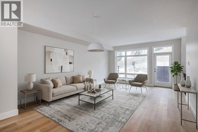 Photo of Listing #10378173