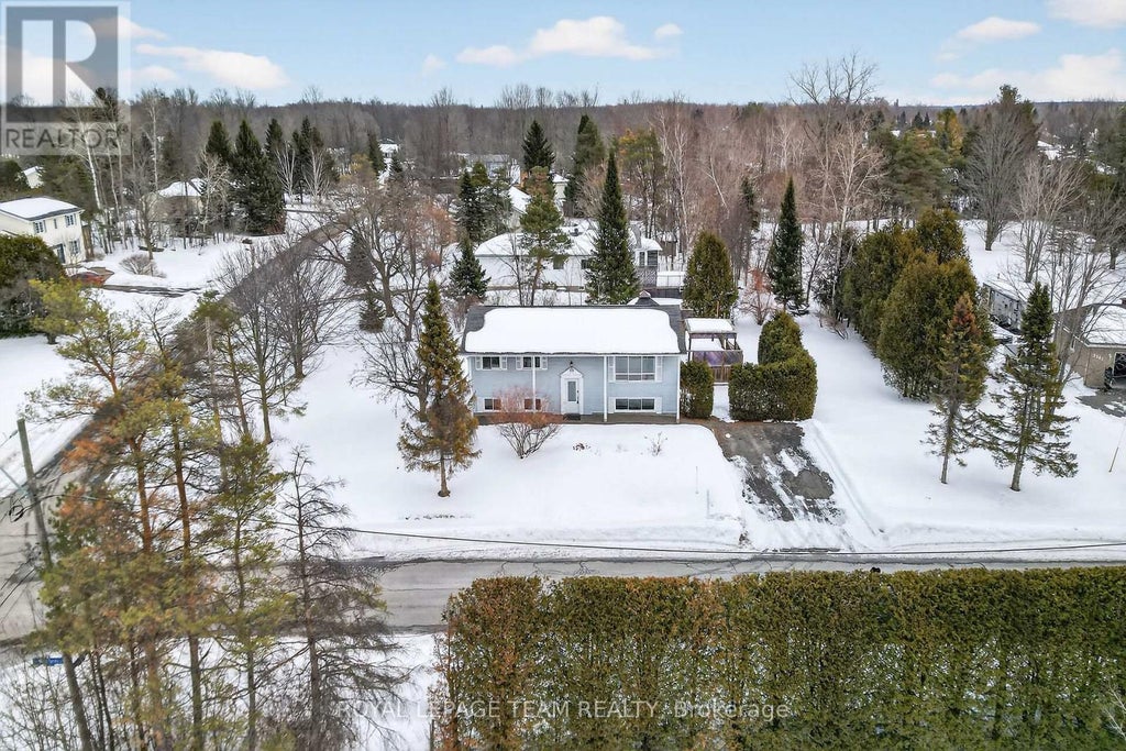 3333 White Spruce Street, Ottawa