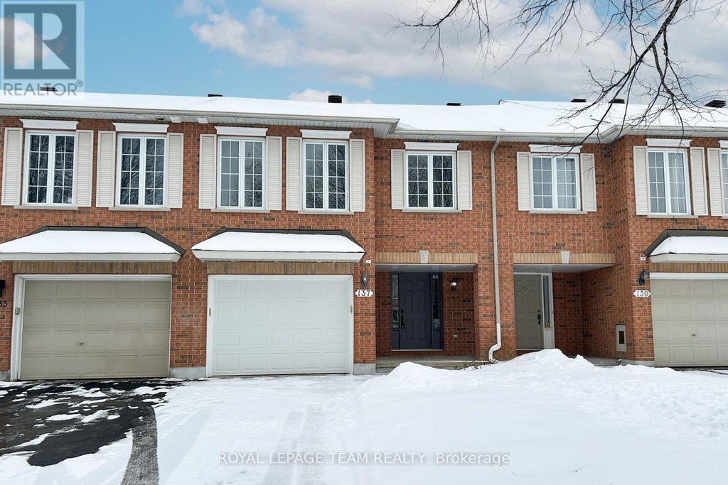 137 Macassa Circle, Ottawa